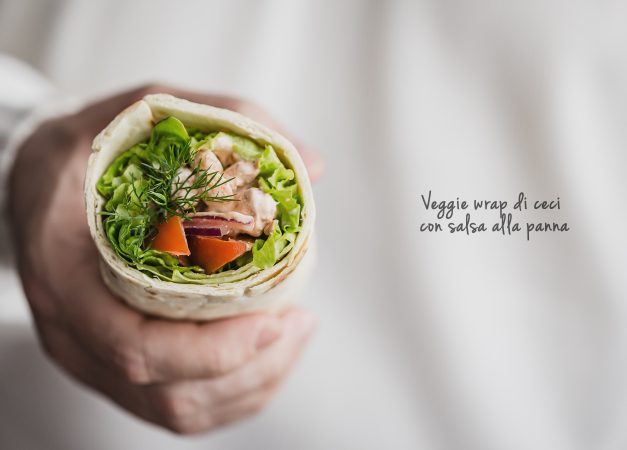 Veggie wrap di ceci con salsa alla panna