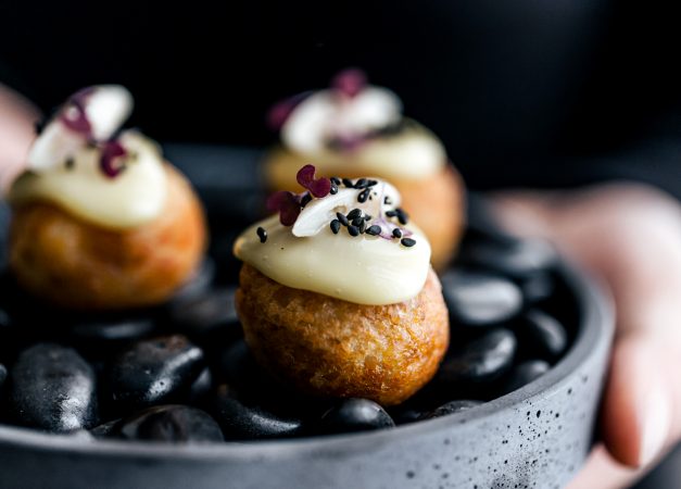 Takoyaki di cannolicchi con epoisses fermier